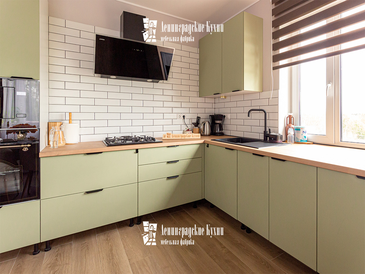 Кухня Токсово зеленая из МДФ, фото