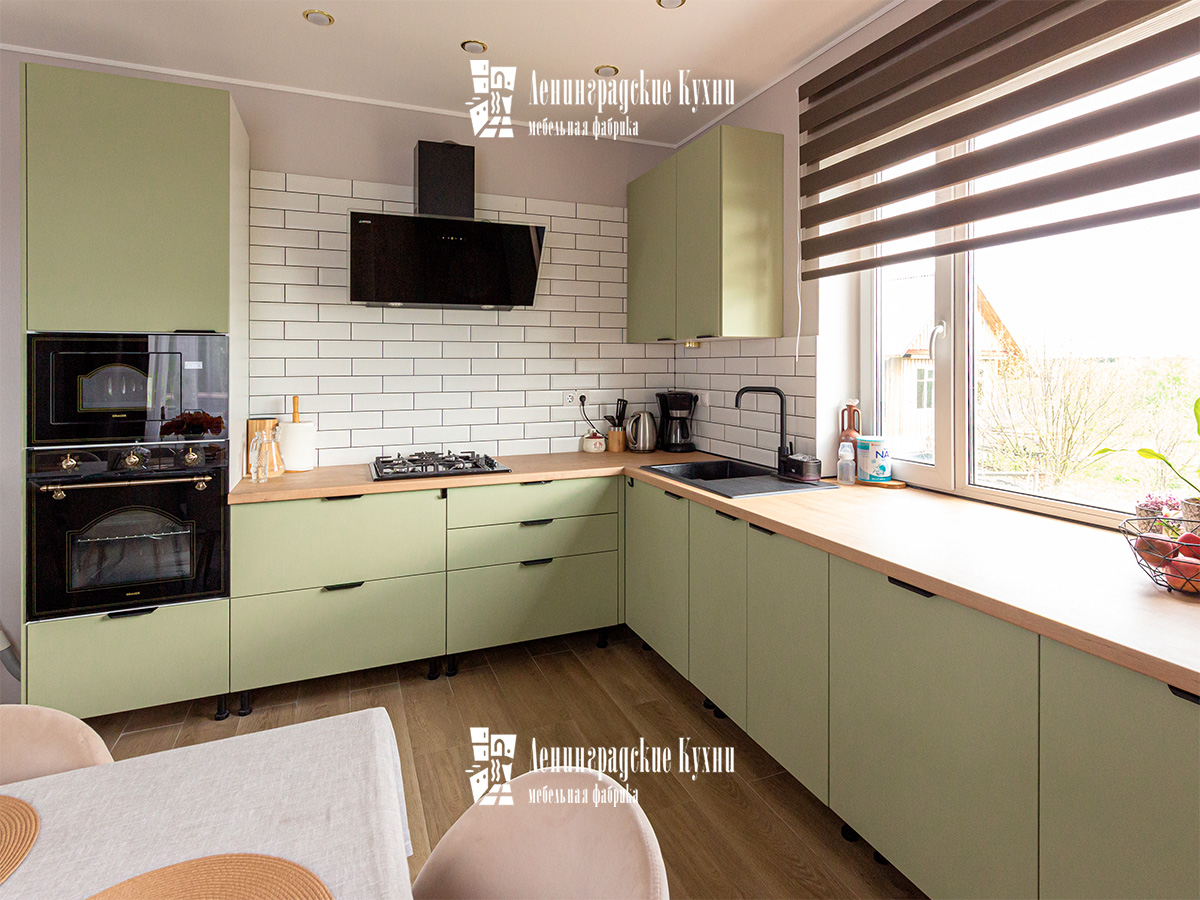 Кухня Токсово зеленая из МДФ, фото
