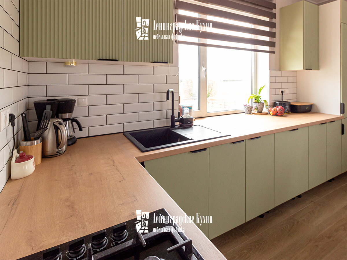 Кухня Токсово зеленая из МДФ, фото